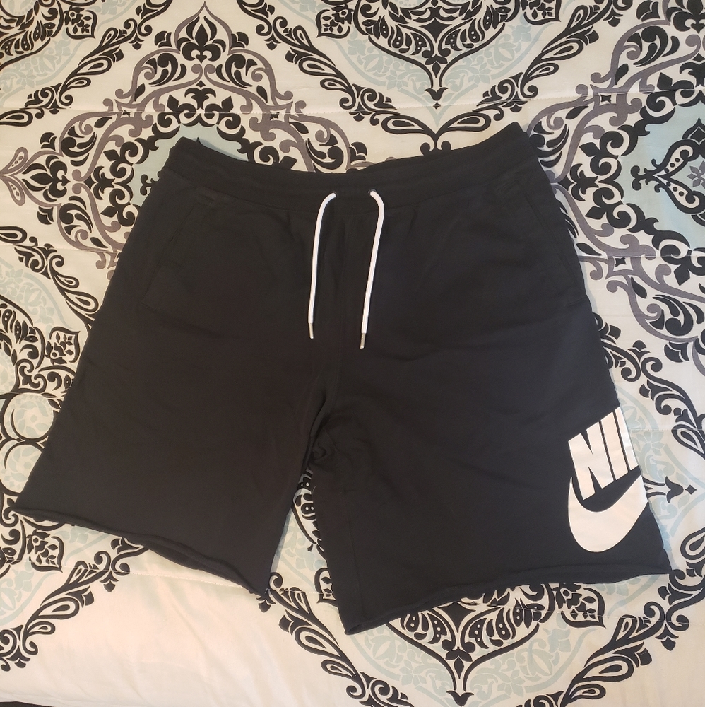 Nike Mens French Terry Shorts Black size 2X